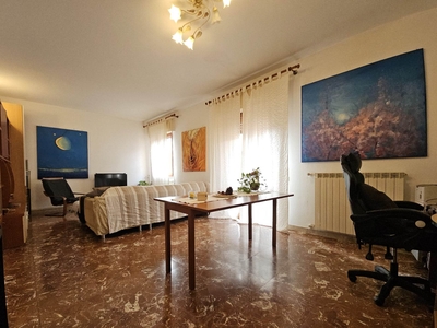 Appartamento in Via Bonascola 58 a Carrara