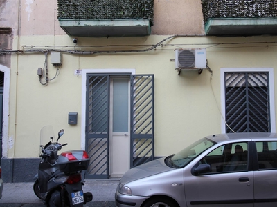 Casa semi indipendente in vendita a Catania Via Plebiscito