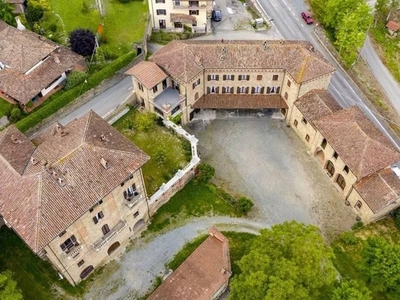 Esclusiva villa di 1700 mq in vendita Bubbio, Italia