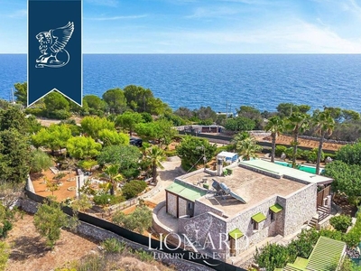 Prestigiosa villa di 200 mq in vendita Gagliano del Capo, Puglia