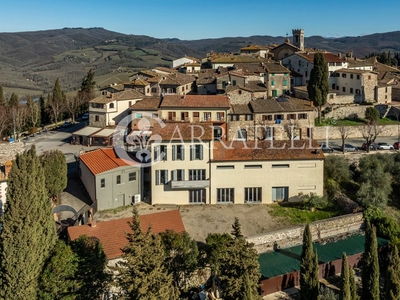 Palazzo di 650 m² in vendita Via Pianigiani, Radda in Chianti, Siena, Toscana