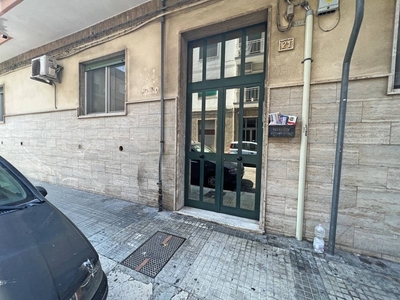 Quadrilocale in Vendita a Brindisi, zona Commenda, 119'000€, 115 m²