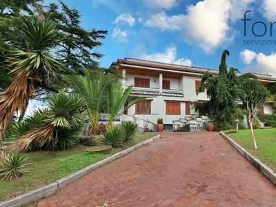 Esclusiva villa in vendita Via Sacerdote Benedetto Cozzolino, Ercolano, Campania