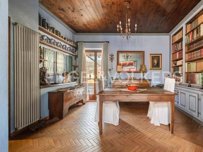 Esclusiva villa in vendita Via Vittorio Veneto, 59, Arona, Piemonte