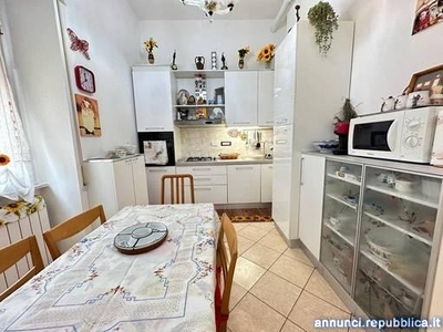 Appartamenti Genova Quarto Via Isonzo cucina: Abitabile,
