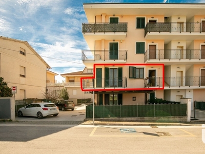 Appartamento in vendita 2 Stanze da letto a Sant'elpidio A Mare