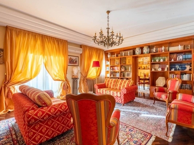 Appartamento in vendita 5 Stanze da letto a Bari
