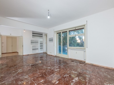 Appartamento in Vendita a Genova, zona Albaro, 650'000€, 180 m²