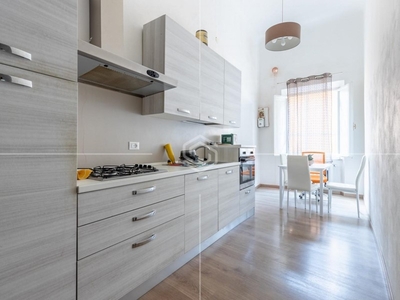 Appartamento in Vendita a Pisa, 259'000€, 109 m², arredato