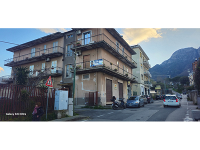 Appartamento in vendita in Cava de' Tirreni, Italia