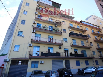 Appartamento in Via Medina 4 in zona Cibali a Catania