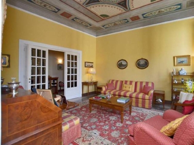 Appartamento storico in vendita 3 Stanze da letto a Lucca