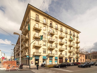 Bilocale in Vendita a Torino, zona Lingotto, 190'000€, 69 m²
