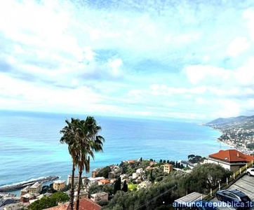 CAMOGLI prima collina vendiamo in particolare