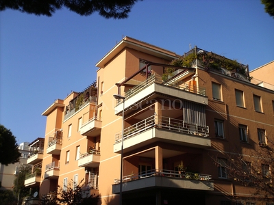 Casa a Roma in Via Carlo del Greco, Ostia Levante