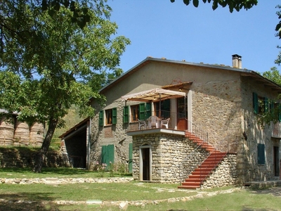 Casa di campagna in vendita 6 Stanze da letto a Castel San Niccolò