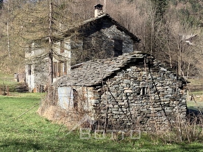 Casa in vendita 5 Stanze da letto a Alagna Valsesia