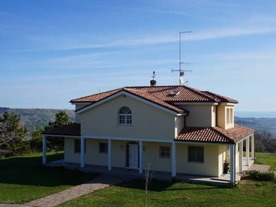 Casa in vendita in San Martino Bassa, Italia
