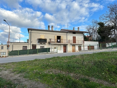 Casa indipendente in vendita 2 Stanze da letto a San Valentino In Abruzzo Citeriore