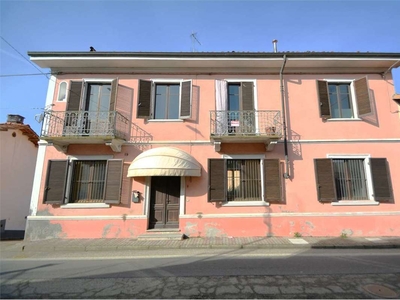 Casa indipendente in vendita 3 Stanze da letto a Berzano Di San Pietro