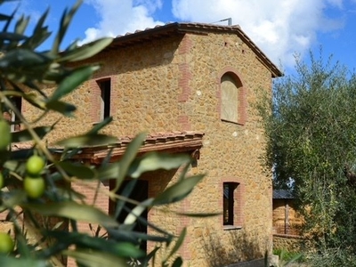 Casa indipendente in vendita 3 Stanze da letto a Volterra