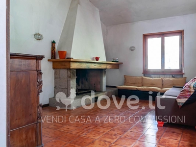 Casa indipendente in vendita 5 Stanze da letto a Castel Del Piano
