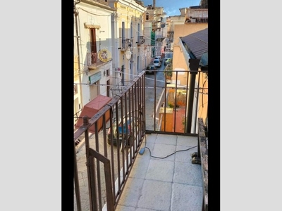 Casa Indipendente in Vendita a Foggia, zona Storica, 159'000€, 130 m²