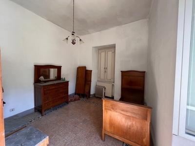 Casa semi indipendente in vendita 3 Stanze da letto a Castel Sant'angelo