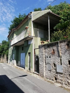 Casa singola in Via Pietragrossa a Piana di Monte Verna