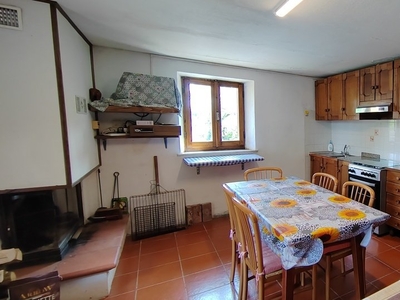 Chalet in vendita 2 Stanze da letto a Castelnuovo Di Garfagnana