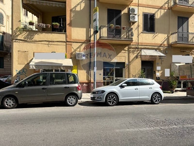 Immobile commerciale in vendita a Palermo