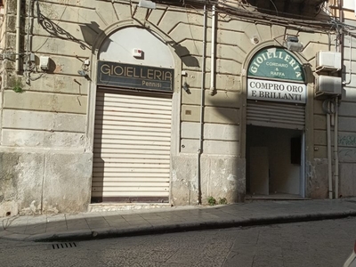 Negozio in Vendita a Palermo, 25'000€, 20 m²