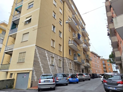 Quadrilocale in Affitto a Genova, zona San Teodoro, 390€, 50 m²