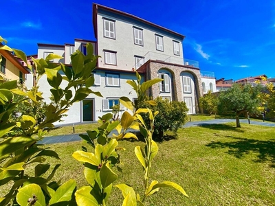 Quadrilocale in Vendita a La Spezia, zona Carozzo, 390'000€, 105 m²