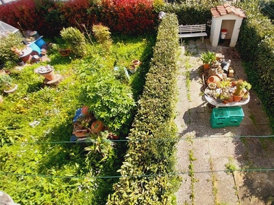 Terratetto abitabile in zona Santa Maria a Empoli