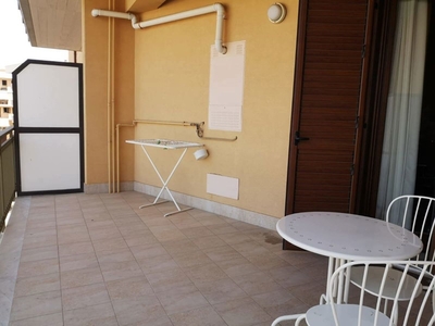 Trilocale in Affitto a Siracusa, 790€, 80 m², arredato