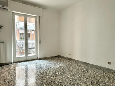 Trilocale in Vendita a Taranto, 74'000€, 95 m²