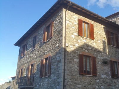 Villa a schiera in vendita a Montecchio