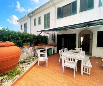 Villa in vendita 3 Stanze da letto a Belvedere Marittimo