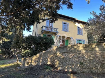 Villa in vendita 3 Stanze da letto a Rosignano Marittimo