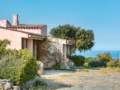 Villa in vendita 3 Stanze da letto a Santa Teresa Gallura