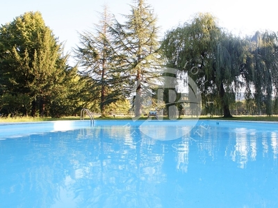 Villa in vendita 35 Stanze da letto a Perugia