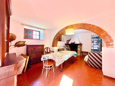 Villa in vendita 6 Stanze da letto a La Spezia