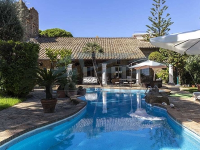 Villa in vendita 6 Stanze da letto a Santa Marinella