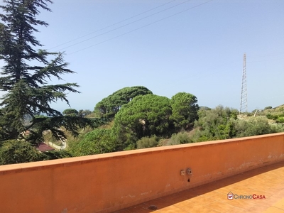 Villa in Vendita a Messina, 135'000€, 110 m²