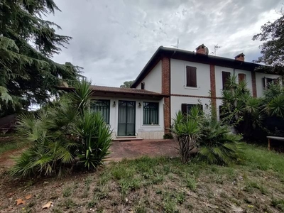 Villa in Via del Ponte della Catena a Roma