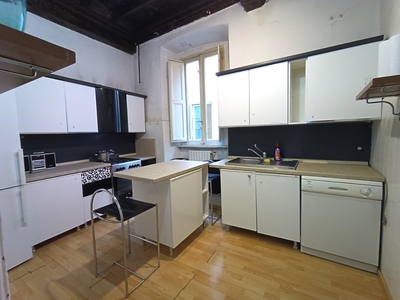 Appartamento con terrazzo a Lucca