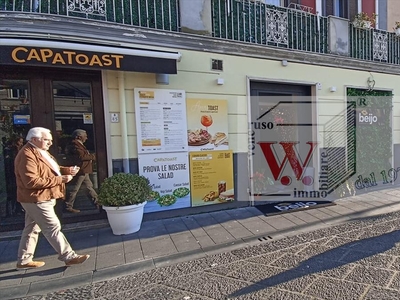 Attivit? commerciale in vendita in piazza della repubblica 91, Pozzuoli