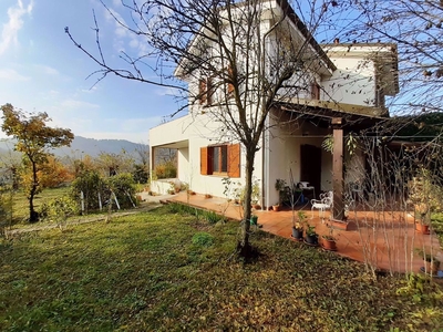 Villa di 328 mq in vendita - Baldissero Torinese