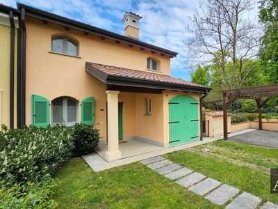 Villa in vendita a Bogogno